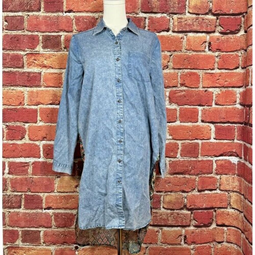 Catchfly Studio Woman's Denim Aztec Chambray Button Front Blouse Size Medium